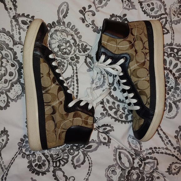 💥Coach Hightop Shoes - Picture 3 of 8